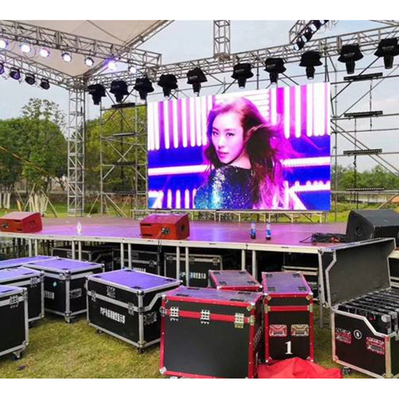 P2.604mm LED Wall On Hire Taux de rafraîchissement 3840HZ Pour la représentation sur scène