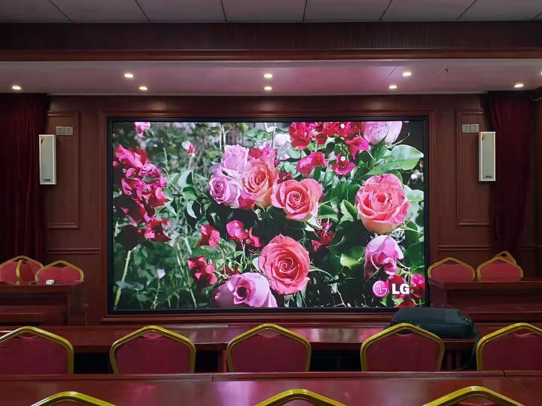 Écran d'affichage à LED à l'intérieur de la publicité HD couleur complète 16 bits luminosité